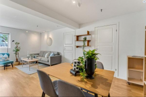 Entire 2-Bedroom Apartment with Private Entrance Near Tromsø City Centre